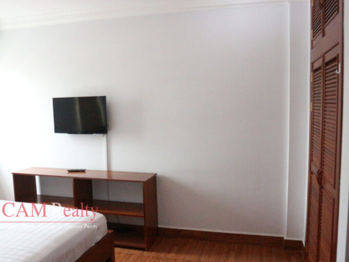 3 bedrooms serviced apartment for rent near Embassy of Chinese - Phnom Penh - N956168