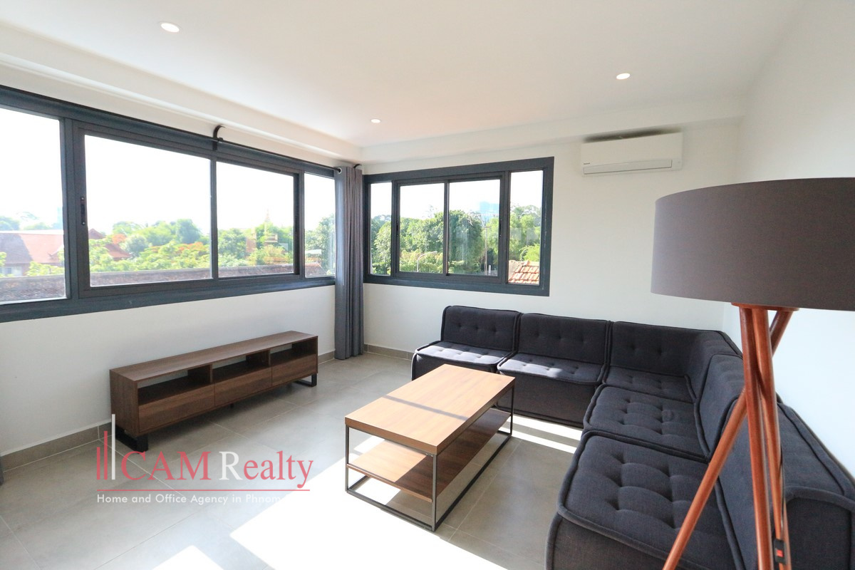 Behind National museum | Modern western style 3 bedrooms renovated house for rent in Phnom Penh