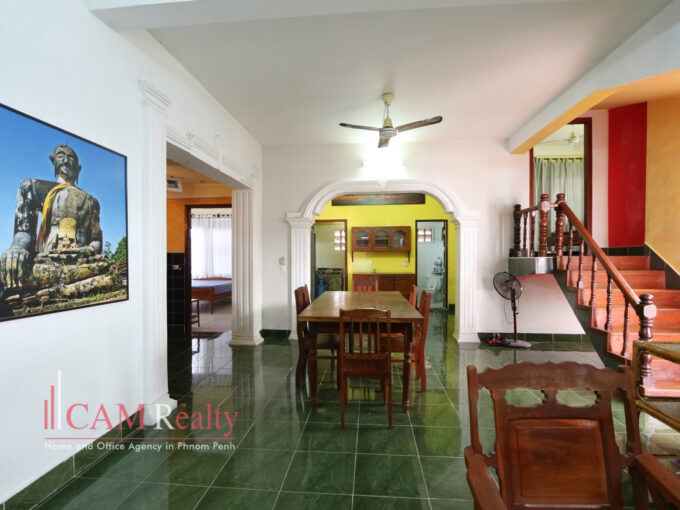 Town House for rent in Phnom Penh-N2237168