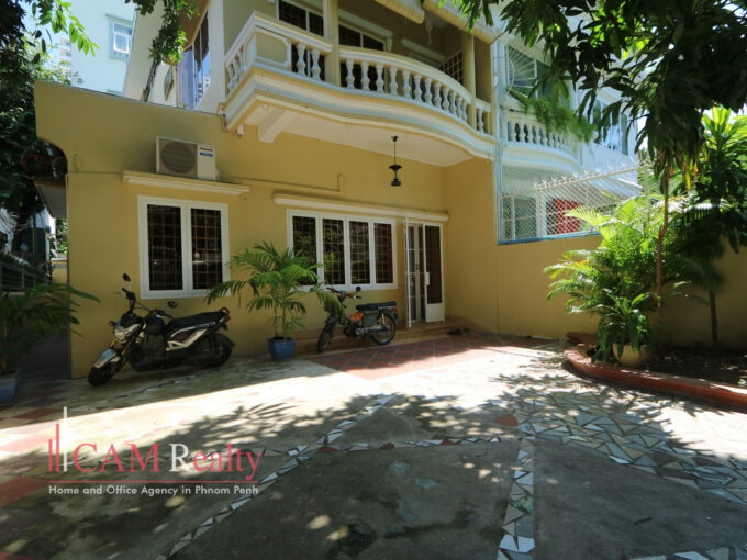 4 bedrooms villa for rent in Tonle Basak - VL1971168 - Phnom Penh