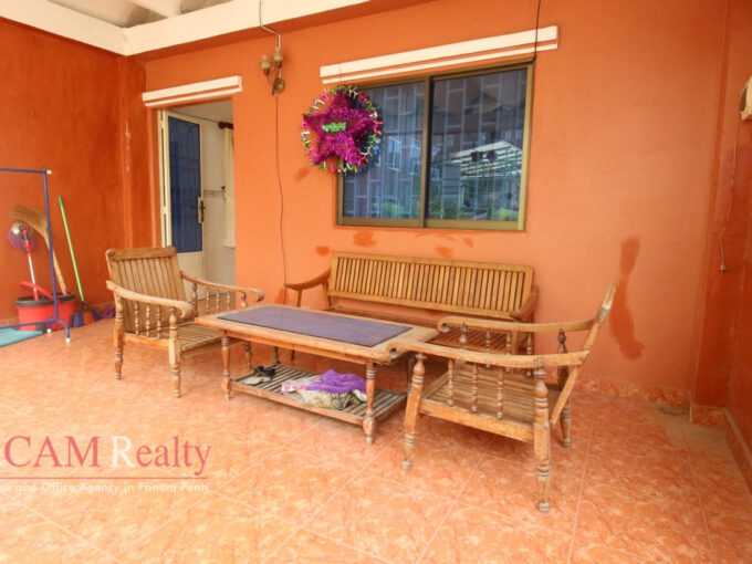 Town house for rent in Daun Penh area Phnom Penh_TH1100168