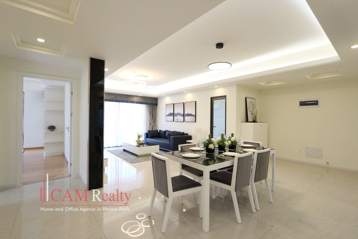 Modern style 3 bedrooms condominium for rent| 1600$/month up| Pool & Gym