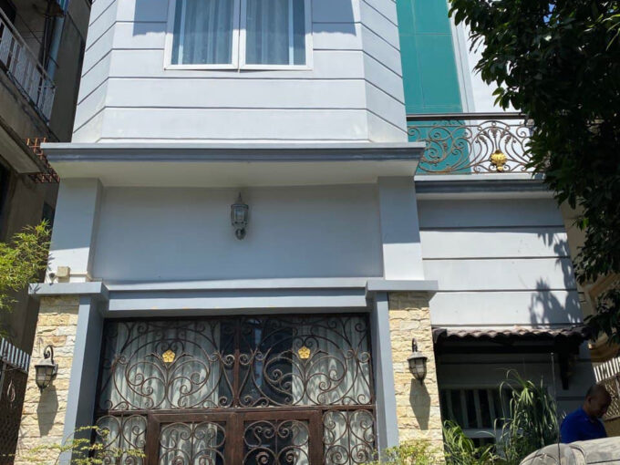 6 bedrooms western style villa for rent near Russian market (Tuol Tompoung) Phnom Penh-VL1030168