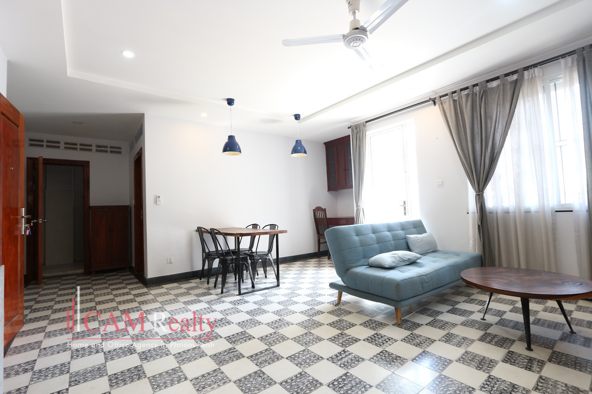 Tonle Basak | 12 bedrooms townhouse for rent in Phnom Penh