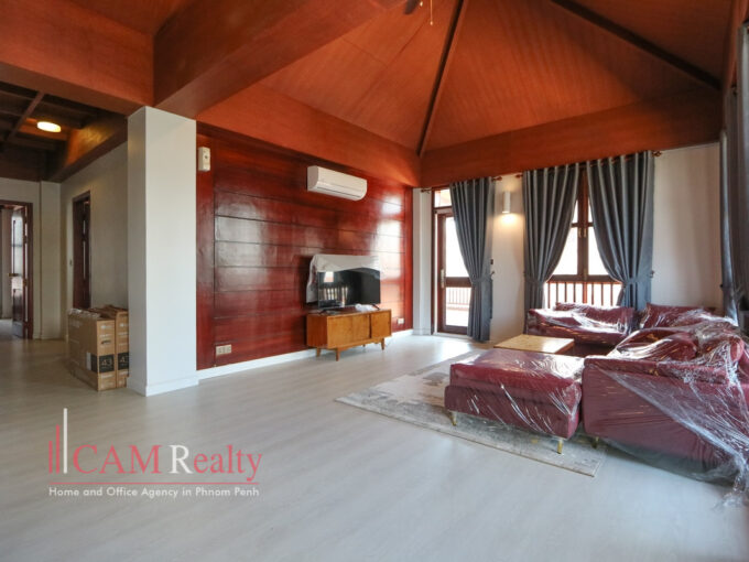 penthouse for rent in central BKK1, Phnom Penh - N256168