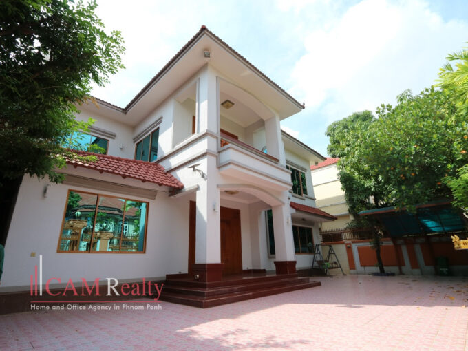 Villa for rent in Chroy Changvar, Phnom Penh - VL3211168