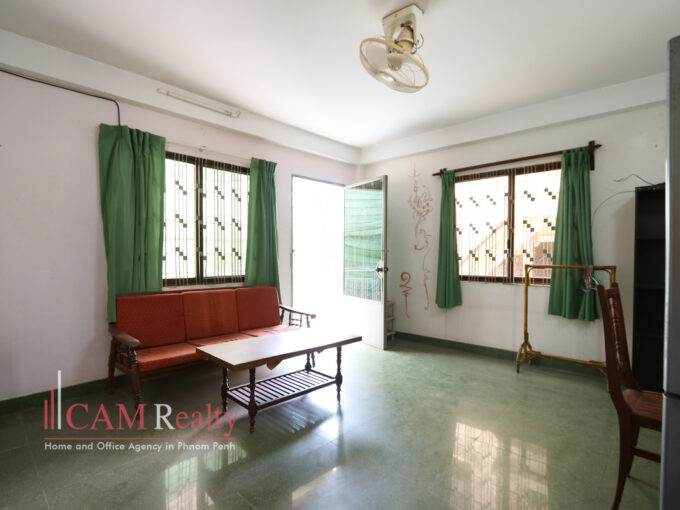 apartment for rent in near Royal Palace, Phnom Penh - N1740168