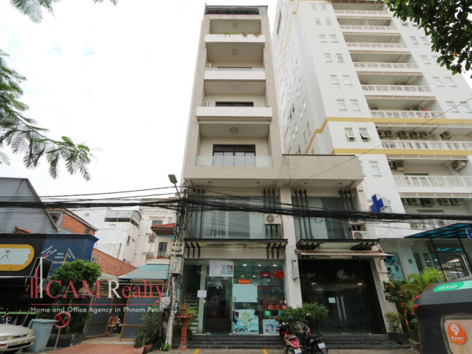 building for rent in Daun Penh, Phnom Penh - VL3305168