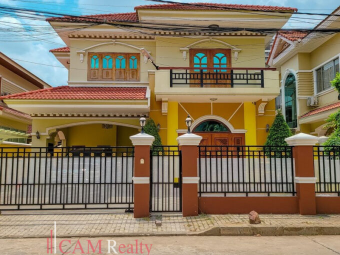 5 bedrooms deluxe villa for rent in Tonle Bassac - VL3361168 - Phnom Penh