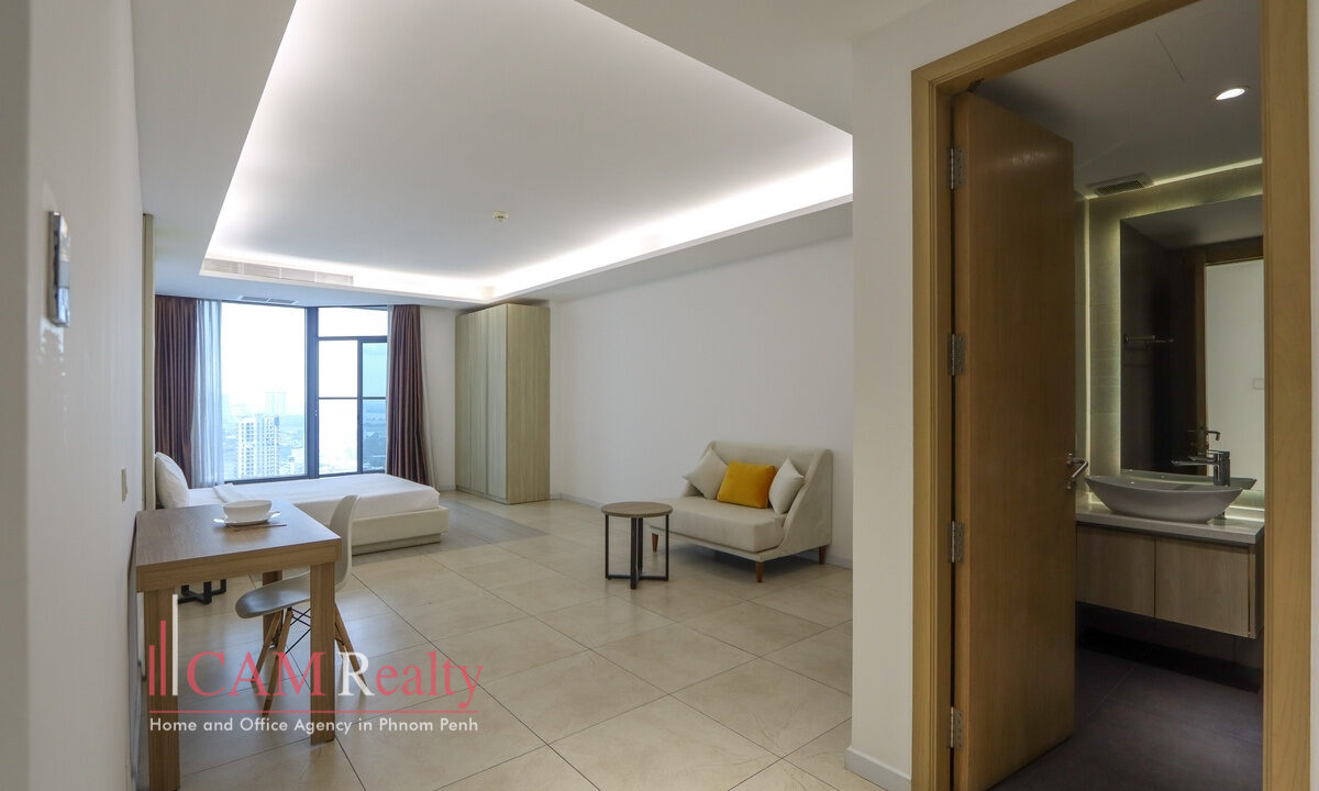studio condo for rent at The Penthouse Residence - N2240168
